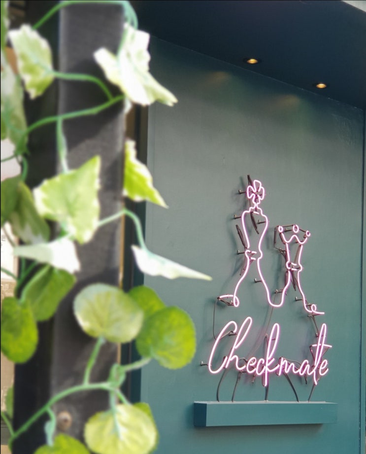  일산 웨돔 카페 체크메이트 폭신한 쇼파가 좋았던 cafe