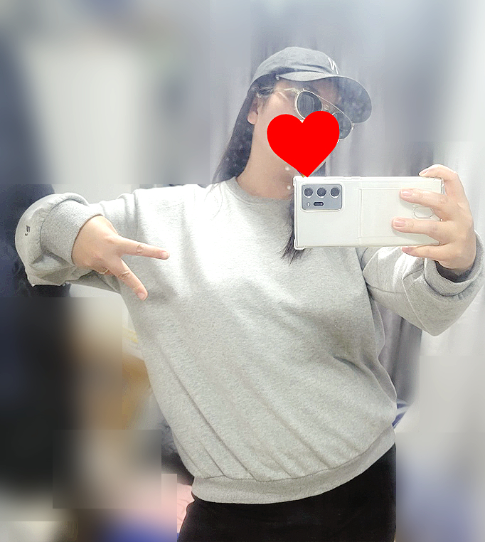  노브라티 긴팔 반팔 원피스까지 전부 샀어요