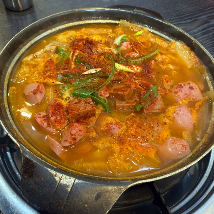  <국물이 시원하고 깔끔한> 강남역/서초동 김치찌개 맛집, 돈가네 옛날 돼지찌개, 강남역맛집 추천