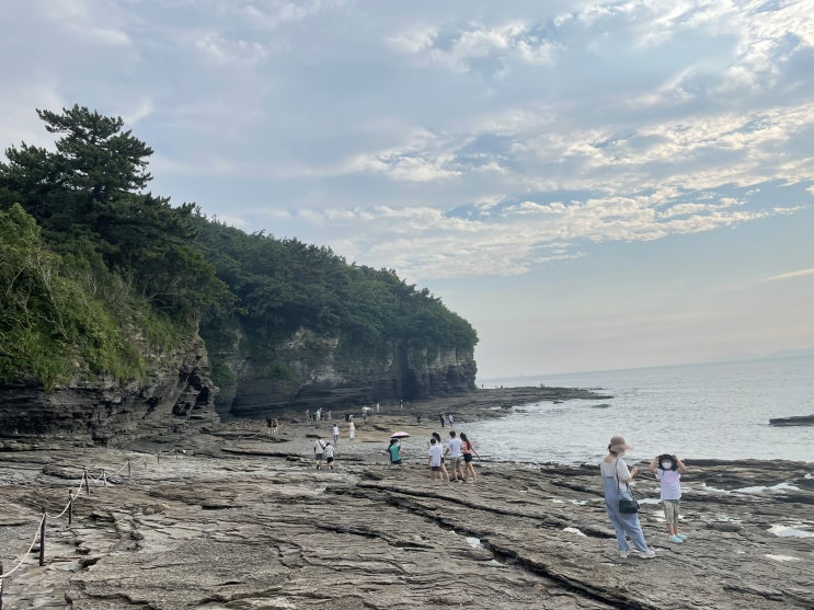 엄청 멋있는 변산반도 관광지 부안 채석강 엄청 멋있는 변산반도 관광지 부안 채석강