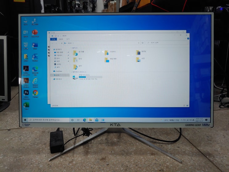  익산 군산 컴퓨터 KTA 코리아 32인치 180HZ 모니터 입고 게임용 베그 롤 전용 피시방 모니터 -특가판매-