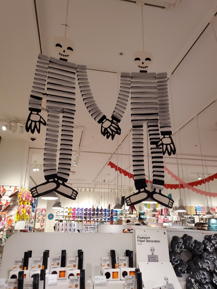  롯데 월드몰에서 할로윈 용품 구경하고 왔어요!