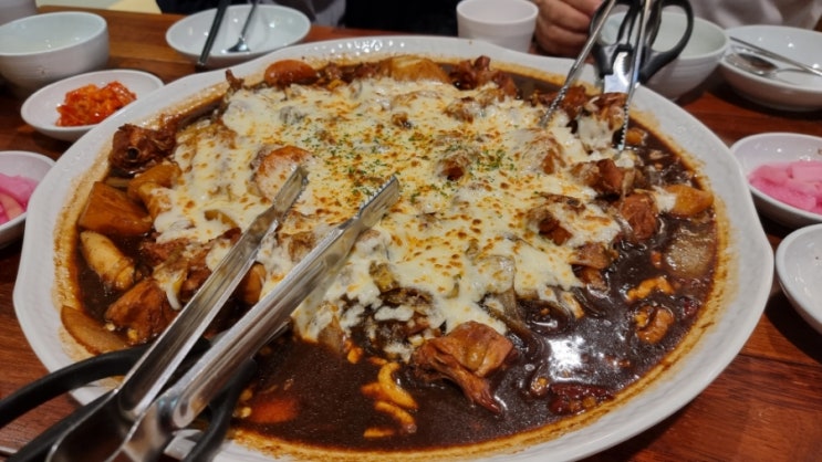  홍수계찜닭 서울로 테라스 3층