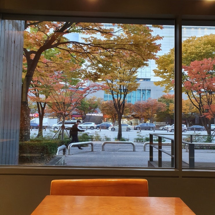  c️ 카페에서 작업과 휴식 (ft. 커피빈, 아티제)