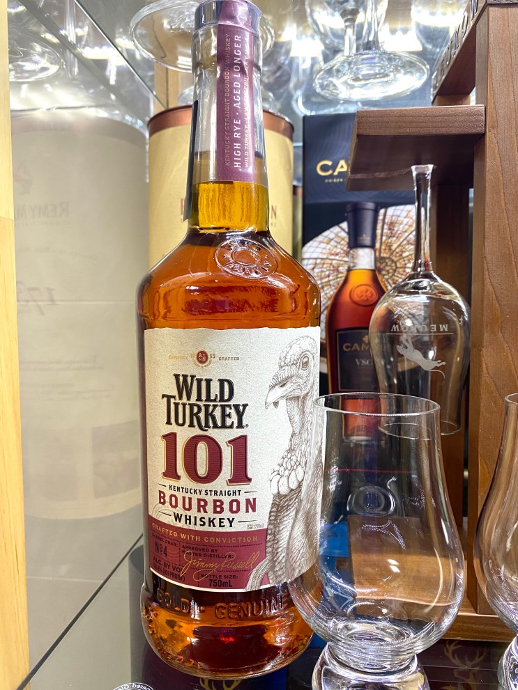 와일드터키 101 미국 버번위스키 Wild Turkey Bourbon whiskey 버번위스키 추천