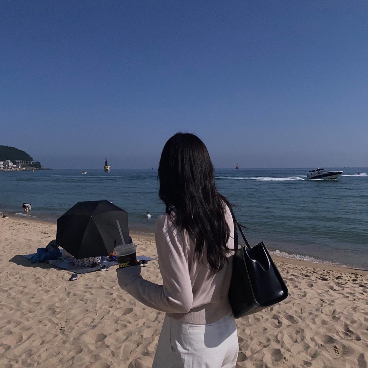  스탠드오일 오블롱백 블랙 | 직장인 가방 내돈내산 후기 (+ 착샷)