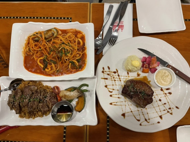  가로수길맛집 데이트코스 추천 강남스테이크 맛있게 즐길 수 있는 메리고라운드 스테이크