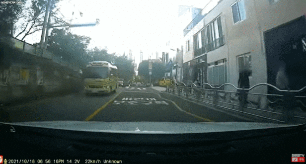 스쿨존 사고인데 “형아! 죄송하다고 해!”…그 사건 후기 전해졌다 스쿨존 사고인데 “형아! 죄송하다고 해!”…그 사건 후기 전해졌다