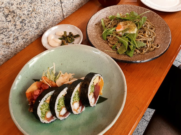  도산공원 맛집) 압구정 대막 런치 후토마키세트 (바질소바,교쿠산도)