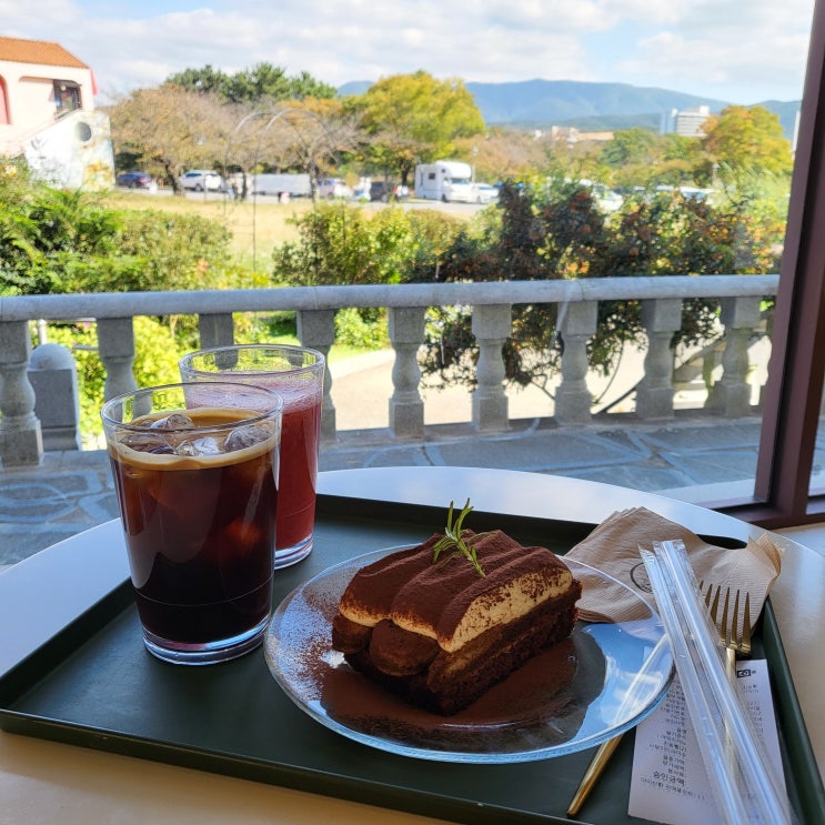  경주 보문단지 카페 : 플라비우스(FLAVIUS) 콜로세움 안에 디저트 맛집