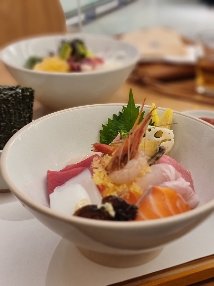 압구정 맛집 고급오복수산 카이센동 엄지척!