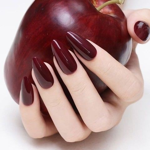  색상별 겨울 네일아트 추천