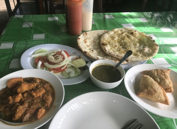  라오스 비엔티안 현지인과 여행객들에게 알려진 인도 파키스탄 음식 맛집 식당 Jamil Zahid punjabi