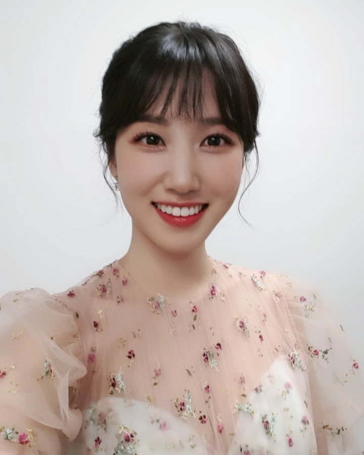  KBS 2TV 드라마 연모에서 활약중인 모태 미녀 박은빈의 귀여운 팔도비빔면 CF