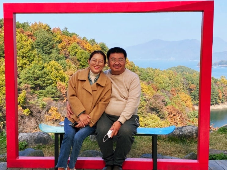 충주 가볼만한곳. 충주카페 게으른악어에서의 가을 여행 ( w. 충주 애견동반카페 ) 충주 가볼만한곳. 충주카페 게으른악어에서의 가을 여행 ( w. 충주 애견동반카페 )