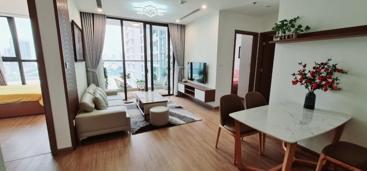 [ 하노이 아파트 임대] 스카이레이크 3룸 - 풀옵션- 이쁜 집- S2 동 - 1350$ - 0968650193