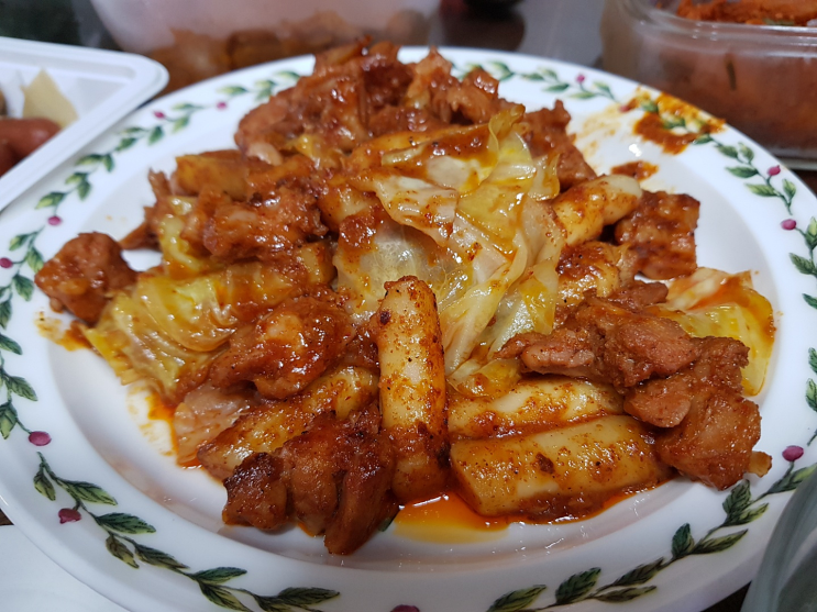 춘천닭갈비택배 '거닭푸드 춘천닭갈비'