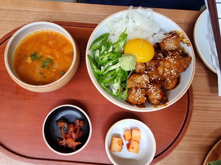  [Review] 뚝섬 맛집 | 진작다이닝 | 대창 덮밥,명란파스타, 후토마키