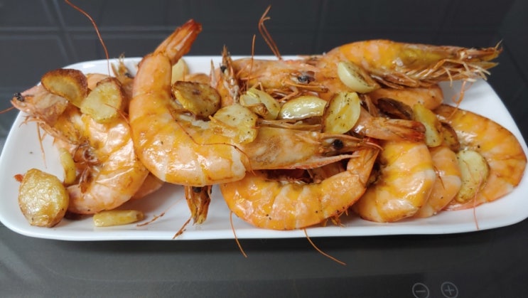  아빠표 요리, 아빠표 집밥 : 새우 버터구이와 콩나물밥으로 또 한끼~디테일 보다는 빠름에 무게를 둔다 ㅋ