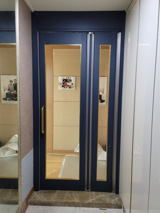  안양시 석수아이파크  현관중문 스윙도어 S197 고급진 네이비컬러로 시공했어요
