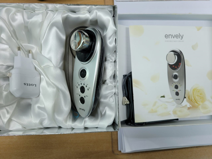  가을철 피부관리 필수템 갈바닉  피부관리 기기 리뷰