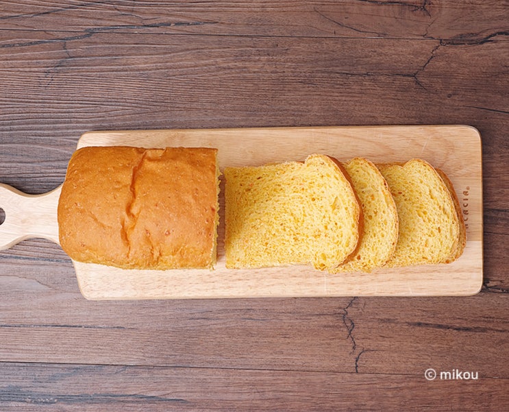  편식 걱정 없는 당근 식빵 만들기