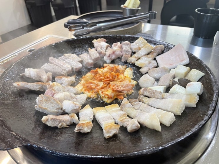 독산동 맛집/ 워터에이징 삼겹살을 먹을 수 있는 세육식당