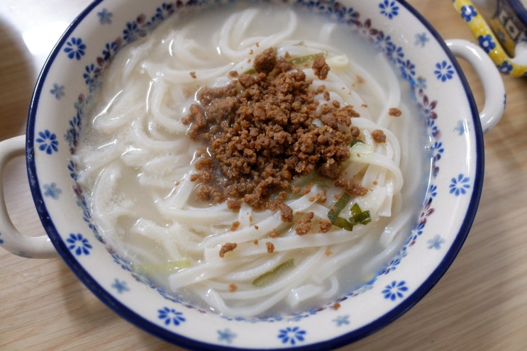  캐비아 홈스트랑 안동국시 먹어봤네요!