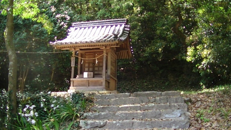  [번역 괴담] 소중한 사당