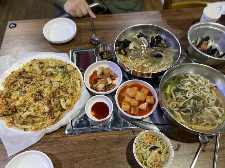  인천 구월동맛집 뜨끈한국물 생각날때 무지개손칼국수 파전맛집 해물칼국수맛집