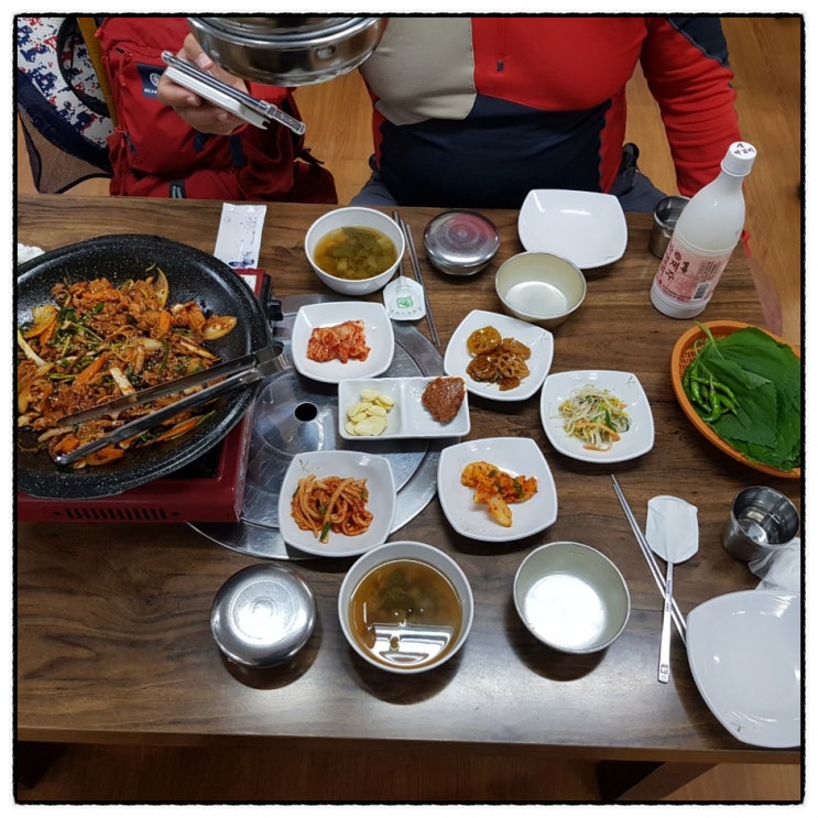  제주시 판포방파제에 있는 판포어촌계 직영펜션 식당