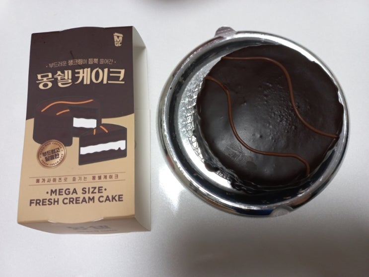  메가커피 몽쉘케이크