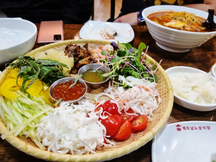  완정역맛집 '베트남노상식당' 월남쌈도 맛있네요.