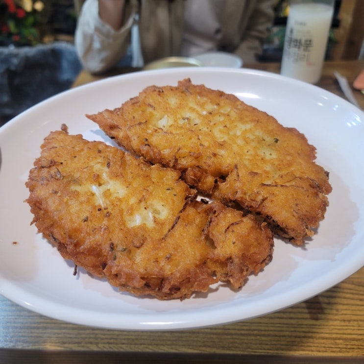  광장시장 빈대떡 맛집 / 종로 데이트 박가네 빈대떡 - 압도적 가성비와 맛