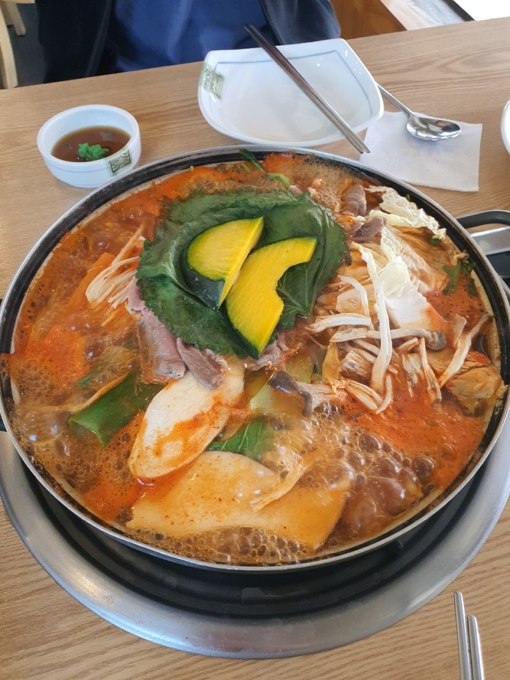  오산 맛집 본만두 뜨끈한 국물 땡길 때 만두전골 어때요