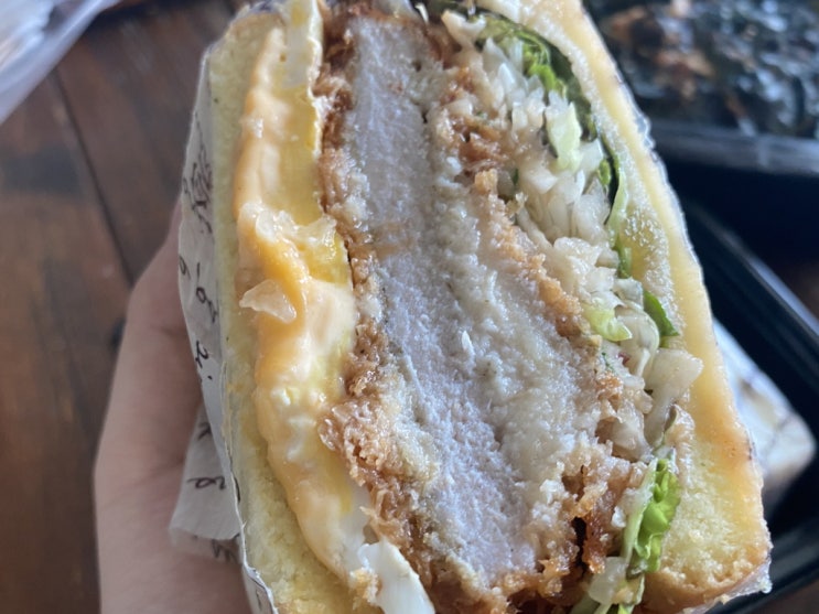  영통 더올림에서 샌드위치 시켜먹음