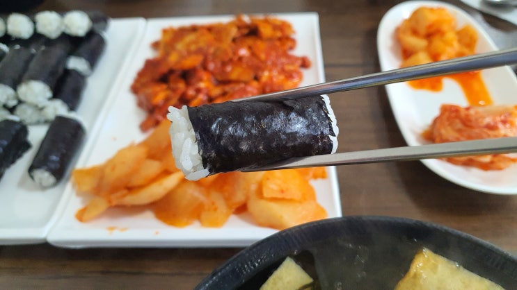  [진주 칠암동] 이가충무김밥: 가성비 좋고 맛도 좋은 충무김밥, 속에 부담 하나도 안되는 콩나물국밥, 신메뉴 우동까지 모든 메뉴가 괜찮은 곳