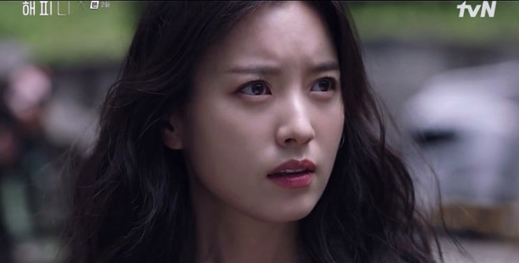  해피니스 2회 줄거리 및 리뷰  : 백신 없는 광인병에 걸린 이규형.