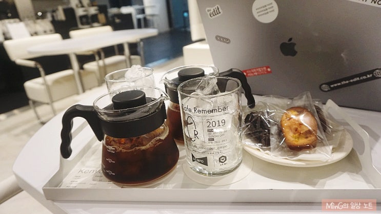  김포 운양동/ 운양역카페 드립커피와 마들렌이 맛있는 카페 :] 카페 리멤버