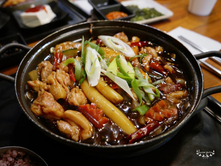  홍대 상수 맛집 #문숙이미나리식당 한식 혼밥으로도 추천