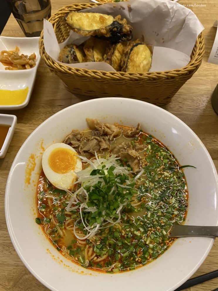  부산대 가지만두 탄탄면이 유명한 '수림식당 부산대점'