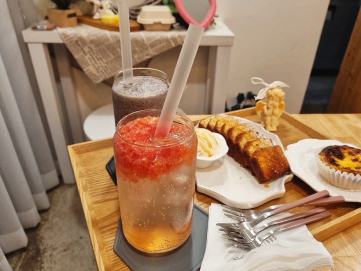 스트레스 풀리는 달콤한 디저트 순천대 플라워카페1002