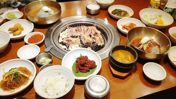  푸짐한 청주돼지갈비 복대동맛집 산청꿀갈비 w놀이방