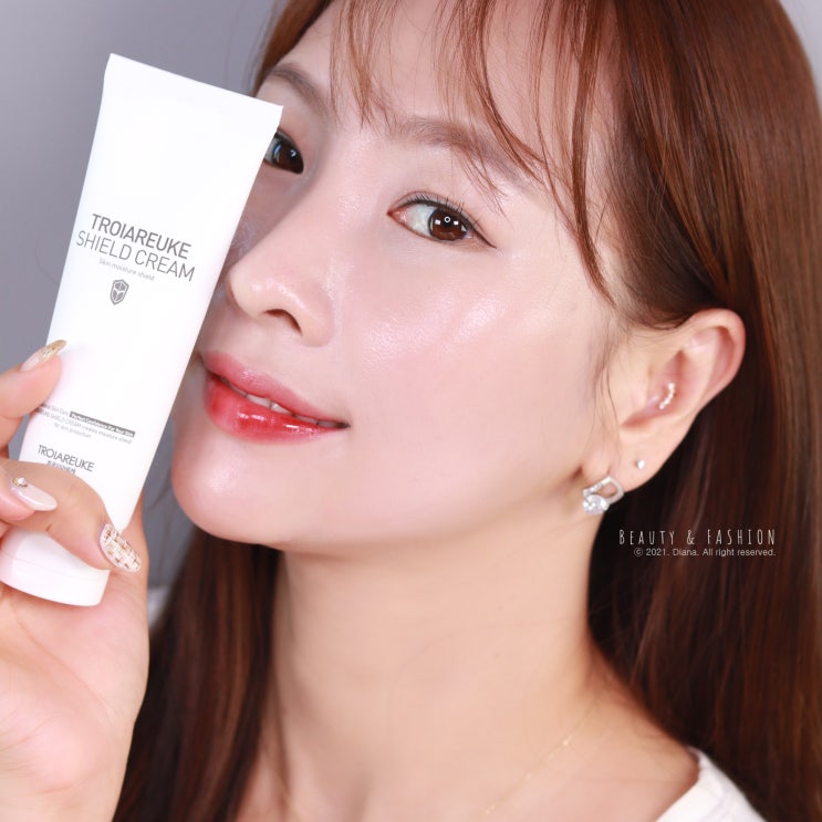 물광 피부 메이크업 트로이아르케 쉴드크림 내가 찾던 수분광채 물광 피부 메이크업 트로이아르케 쉴드크림 내가 찾던 수분광채