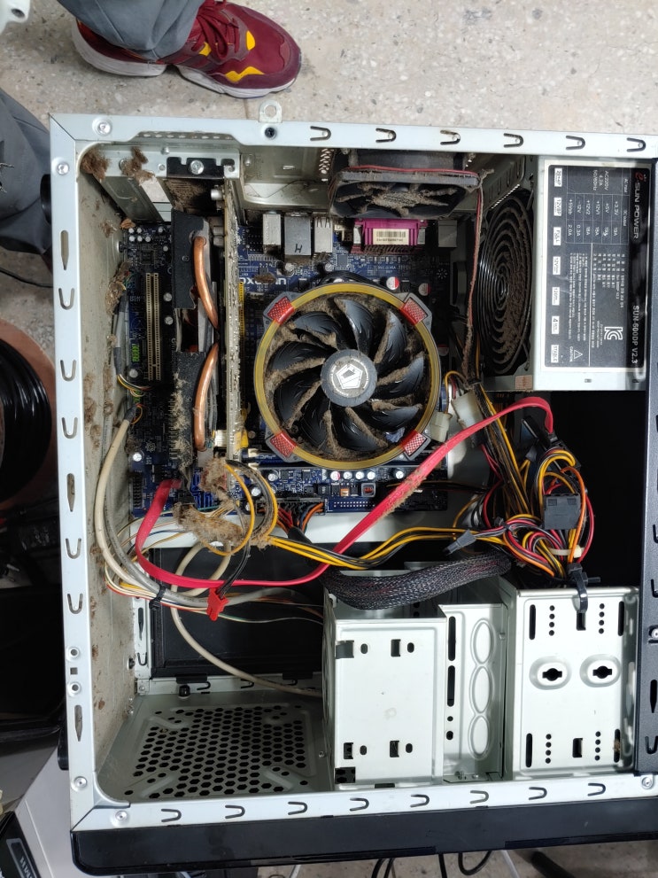  컴퓨터 먼지제거 더러운컴퓨터 먼지로인한 파워 불량 수리 익산컴퓨터 프린터 임대 판매 전문 sh정보