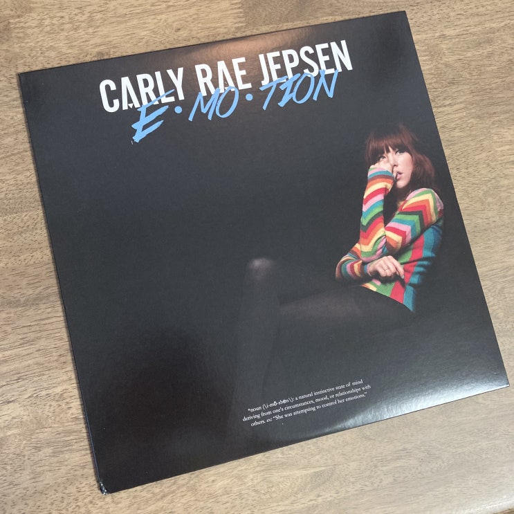  [LP, 엘피] Carly Rae Jepsen(칼리 레이 젭슨) – E•MO•TION (5주년 기념 핑크 바이닐)
