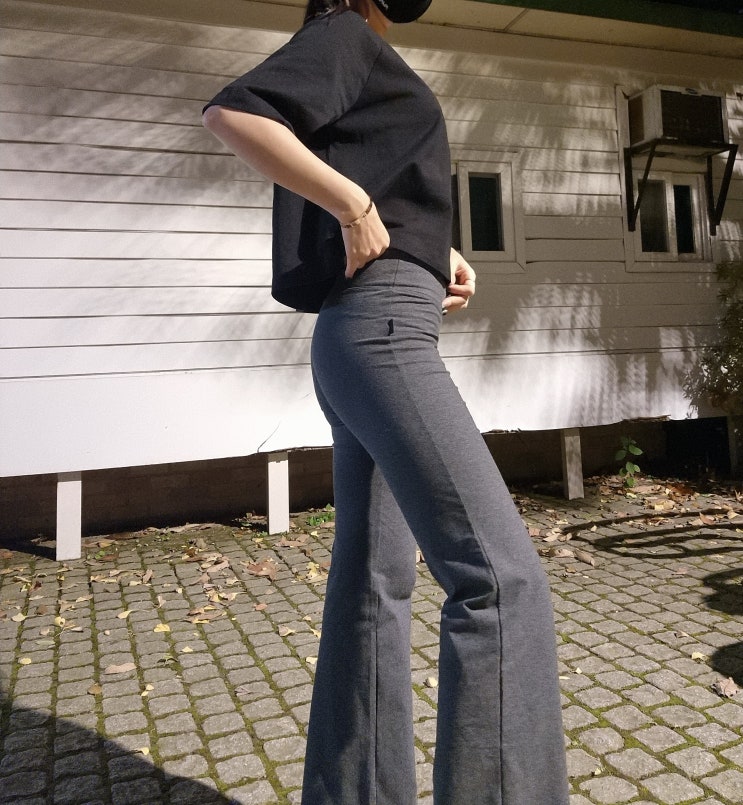 부츠컷레깅스 버블라임 일상복으로 입기에도 핏이 엄지척 부츠컷레깅스 버블라임 일상복으로 입기에도 핏이 엄지척