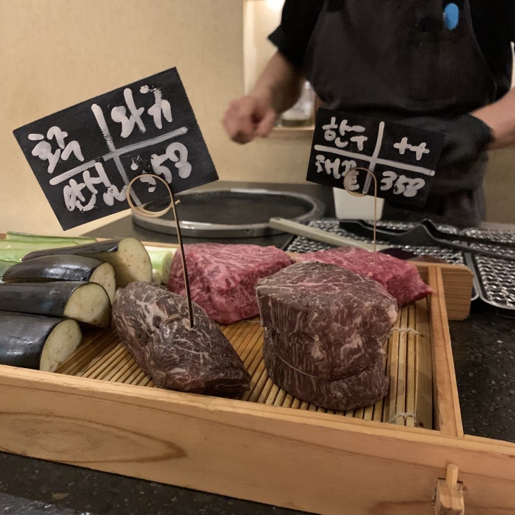  한남동 드라이에이징 소고기 스테이크 맛집 휴135 룸예약 방문후기