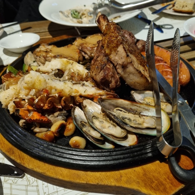  서대문역 어반가든- 모임하기 좋은 레스토랑