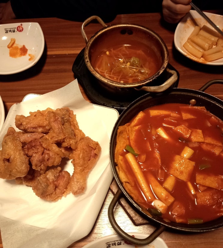 일산역 맛집 퓨전포차 지영이네아지트 역대급 가성비 일산역 맛집 퓨전포차 지영이네아지트 역대급 가성비